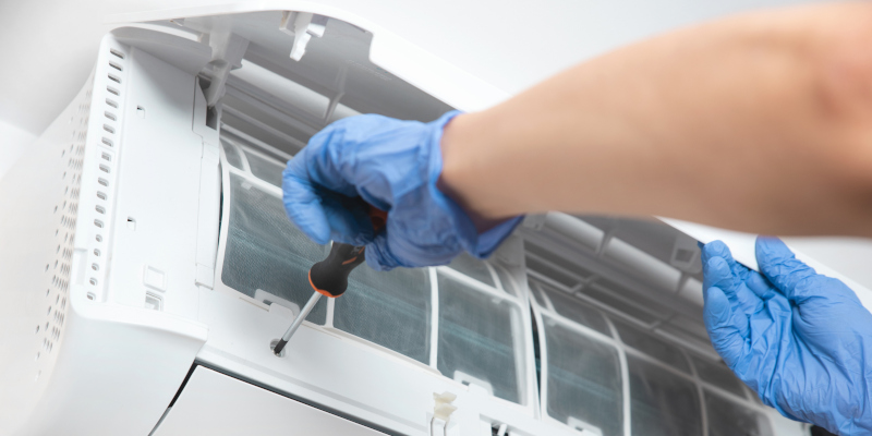 Signs You Need Air Conditioning Replacement, Not Repair
